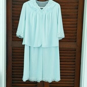 Vintage 2 Pieces Nightgown & Sleep Jacket Pale Baby Blue Lingerie Size Large